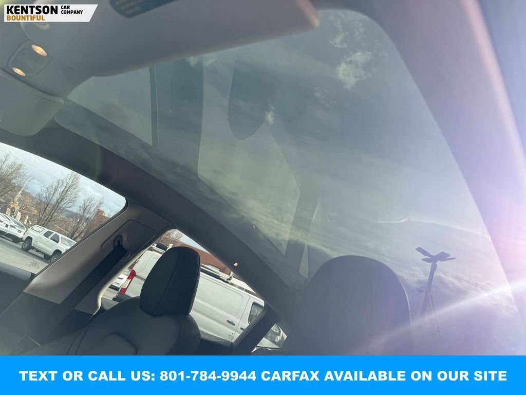 Used 2025 Tesla Model Y Long Range image 28