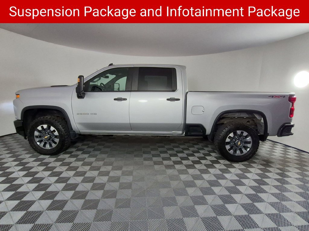 Certified 2023 Chevrolet Silverado 2500 Custom w/ Custom Value Package AWD/4WD image 8