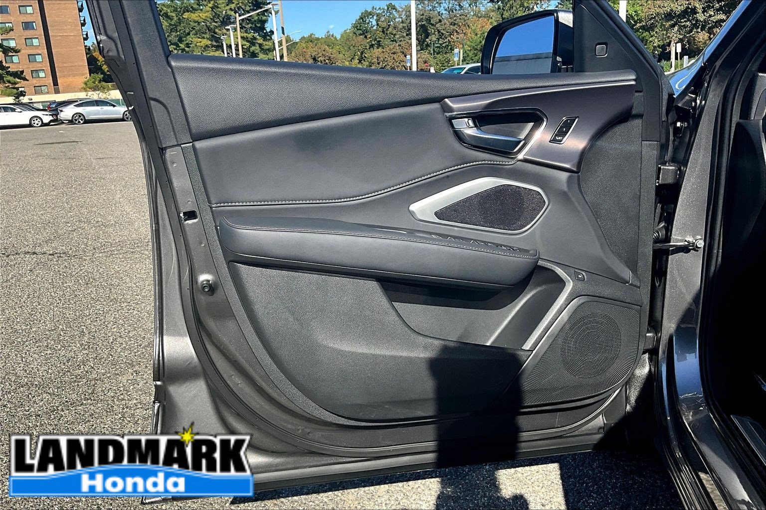Used 2026 Acura RDX SH-AWD image 17