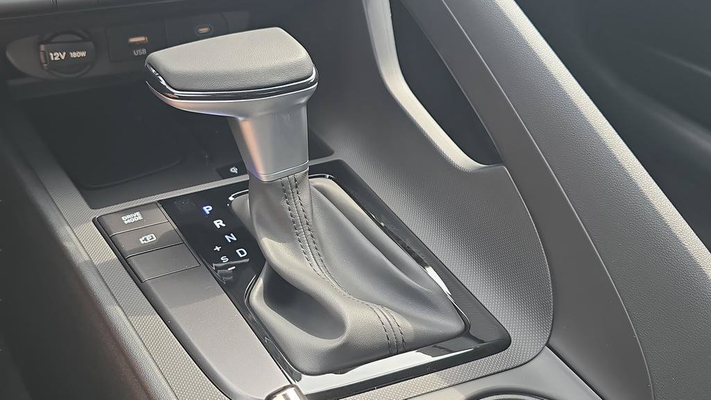 New 2026 Hyundai Elantra Sport FWD image 20
