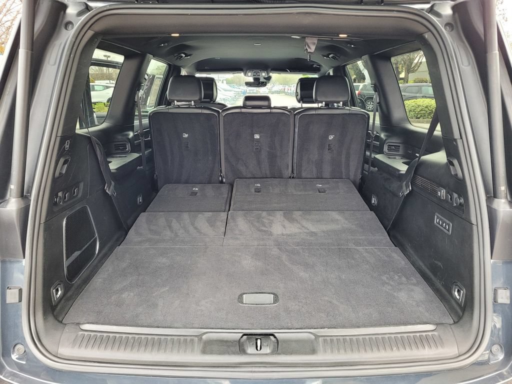 Used 2023 Jeep Wagoneer Series III w/ Preferred Equipment Group AWD/4WD image 7