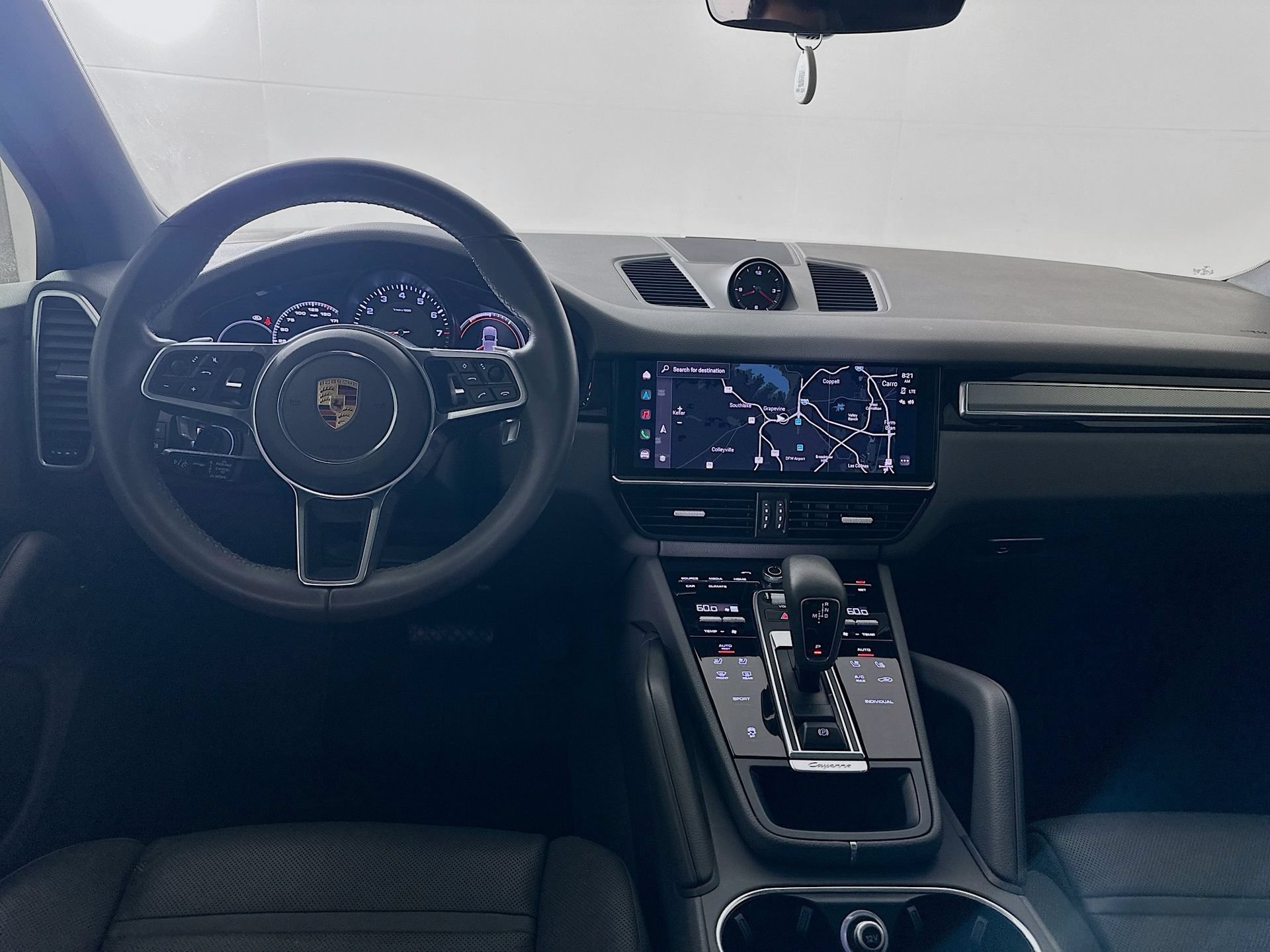 Used 2023 Porsche Cayenne Platinum Edition AWD/4WD image 25