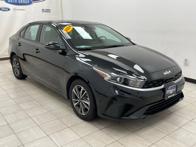 Used 2024 Kia Forte LXS w/ LXS Technology Package image 1