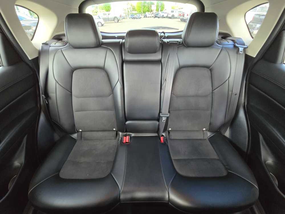 Used 2018 MAZDA CX-5 Touring w/ Preferred Equipment Package AWD/4WD image 17