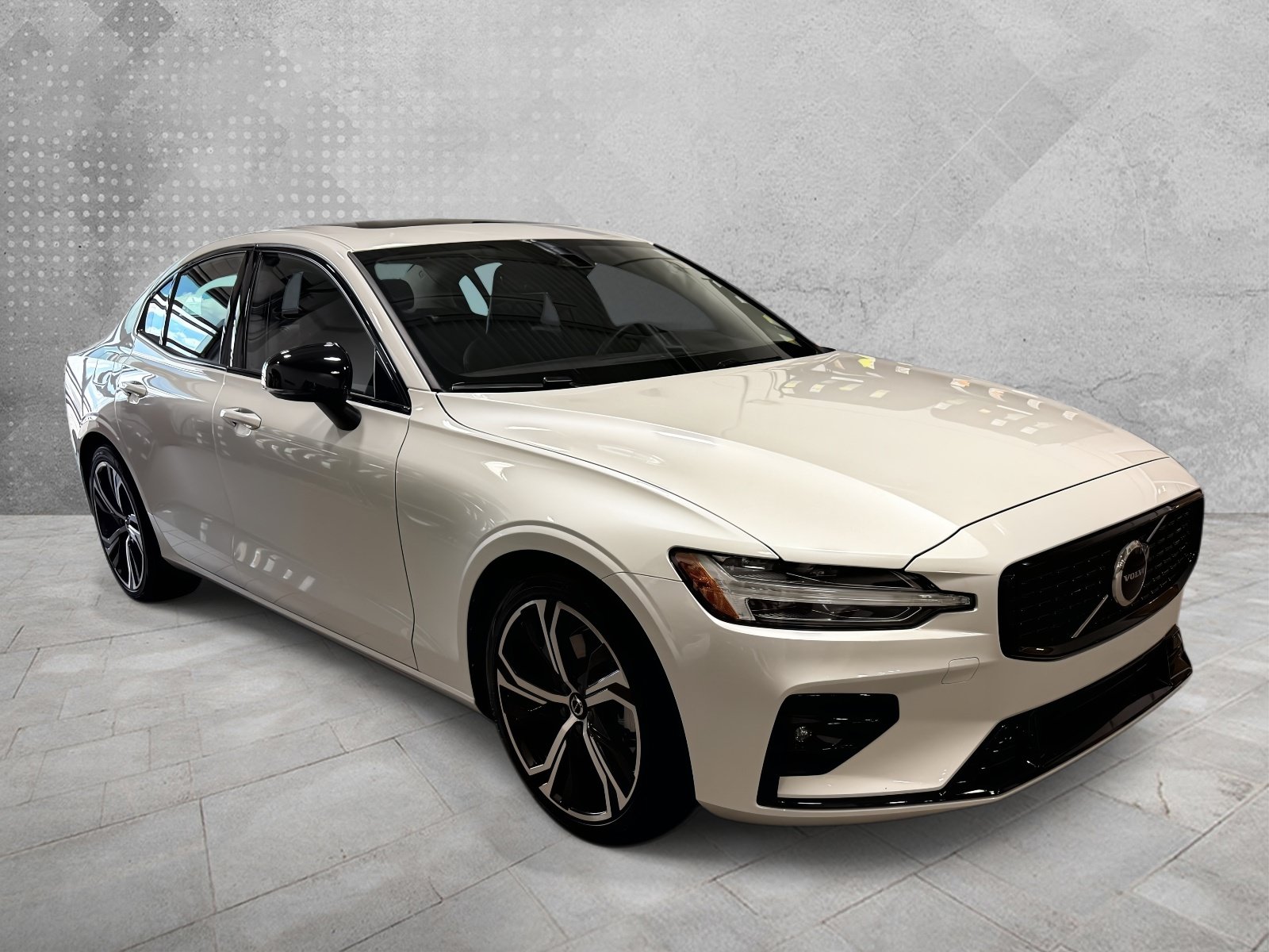 Used 2024 Volvo S60 B5 Core AWD/4WD image 1