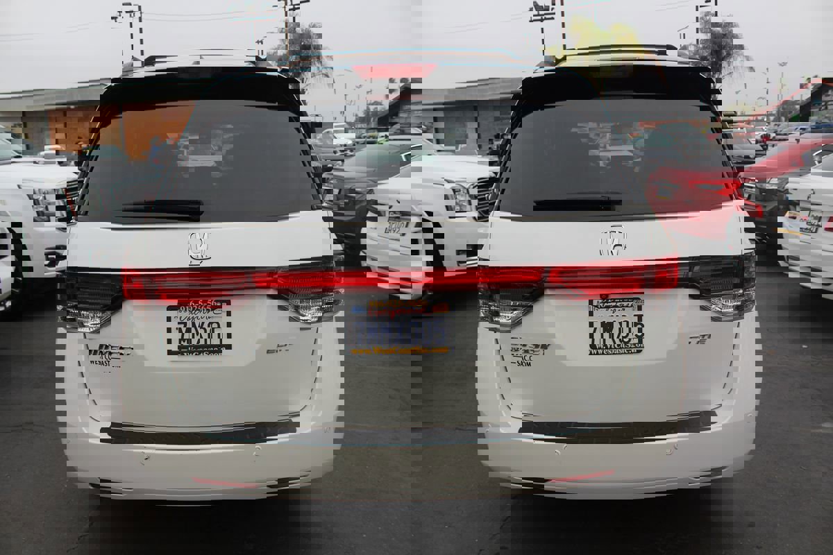 Used 2015 Honda Odyssey Touring Elite image 6