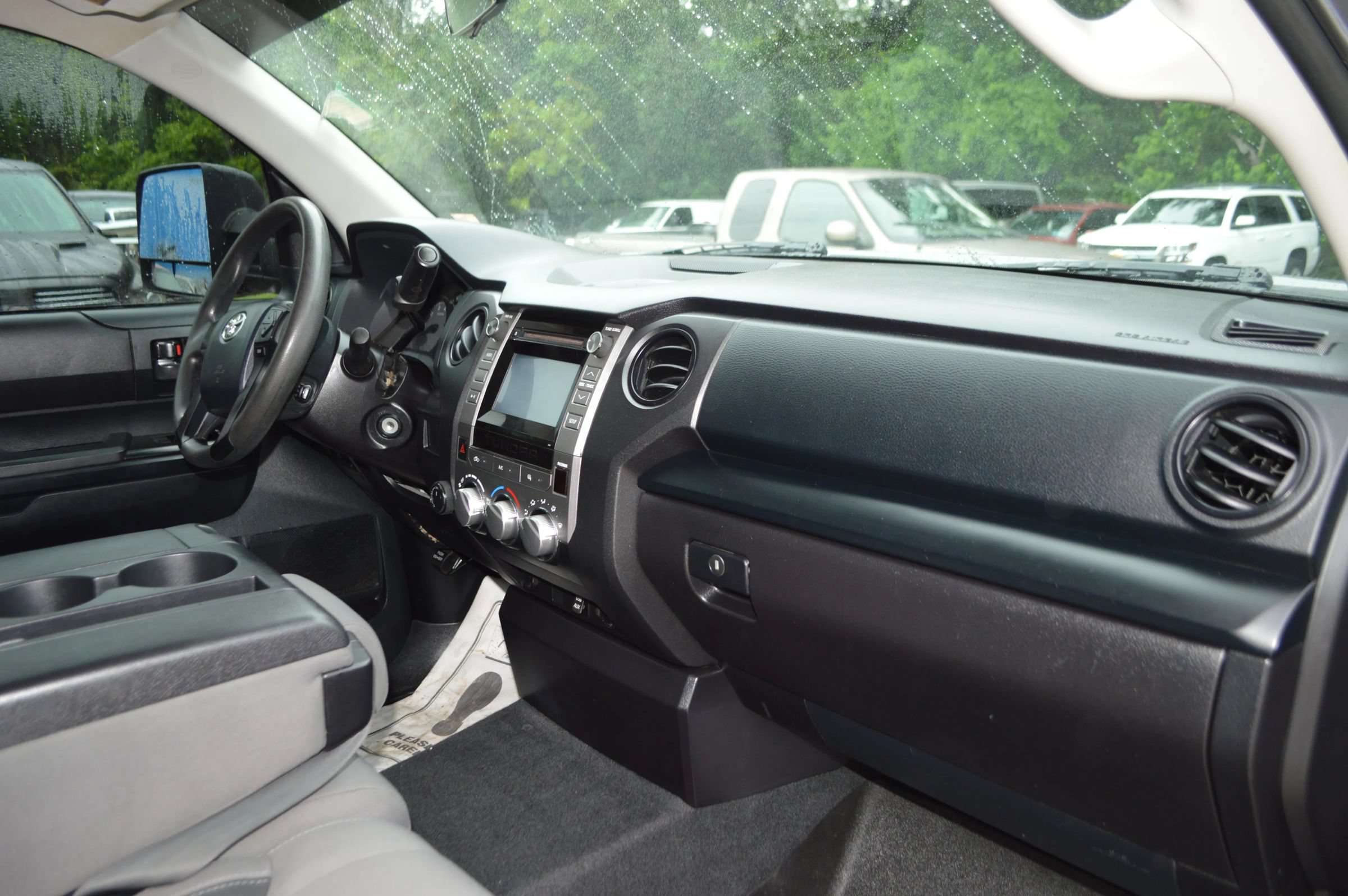 Used 2014 Toyota Tundra SR AWD/4WD image 23