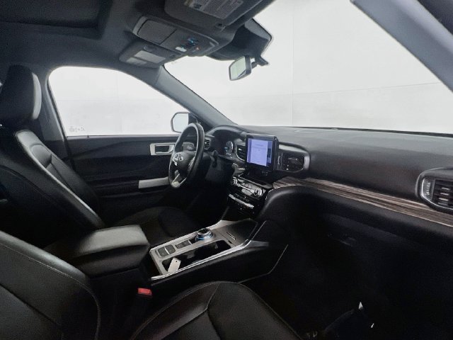 Used 2022 Ford Explorer Limited w/ Equipment Group 301A RWD image 22