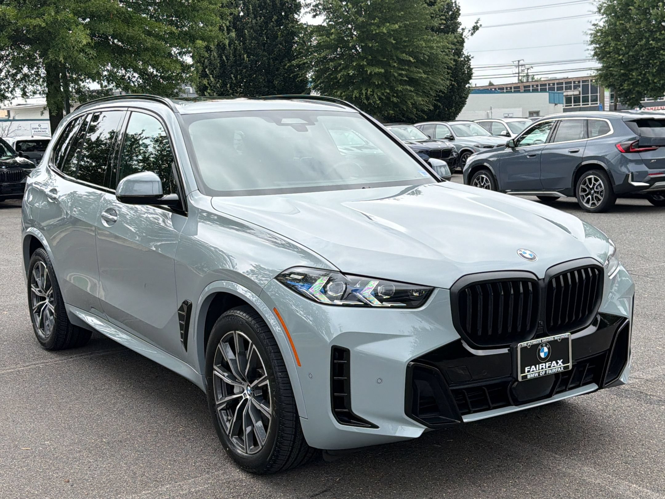 Certified 2024 BMW X5 xDrive40i w/ M Sport Package AWD/4WD image 6
