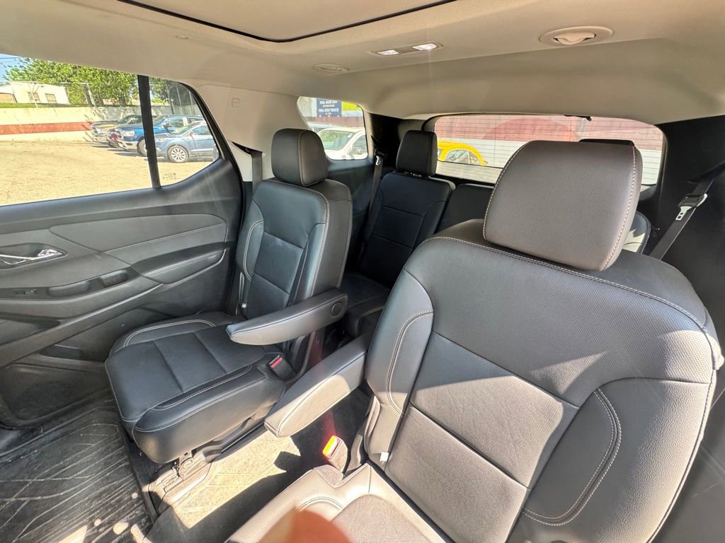 Used 2020 Chevrolet Traverse Premier w/ LPO, Floor Liner Package AWD/4WD image 8