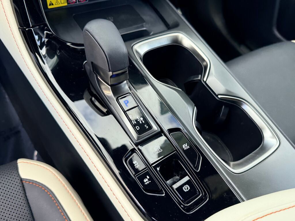 Used 2022 Lexus NX 350h AWD image 22