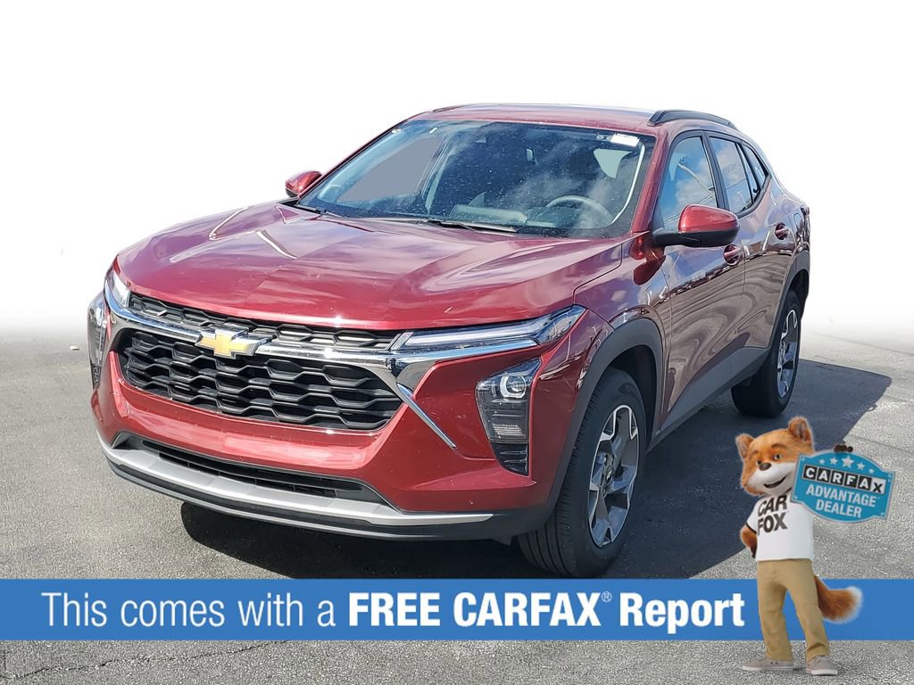 Used 2025 Chevrolet Trax LT image 3