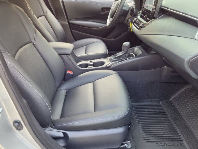 Used 2026 Toyota Corolla LE FWD image 17
