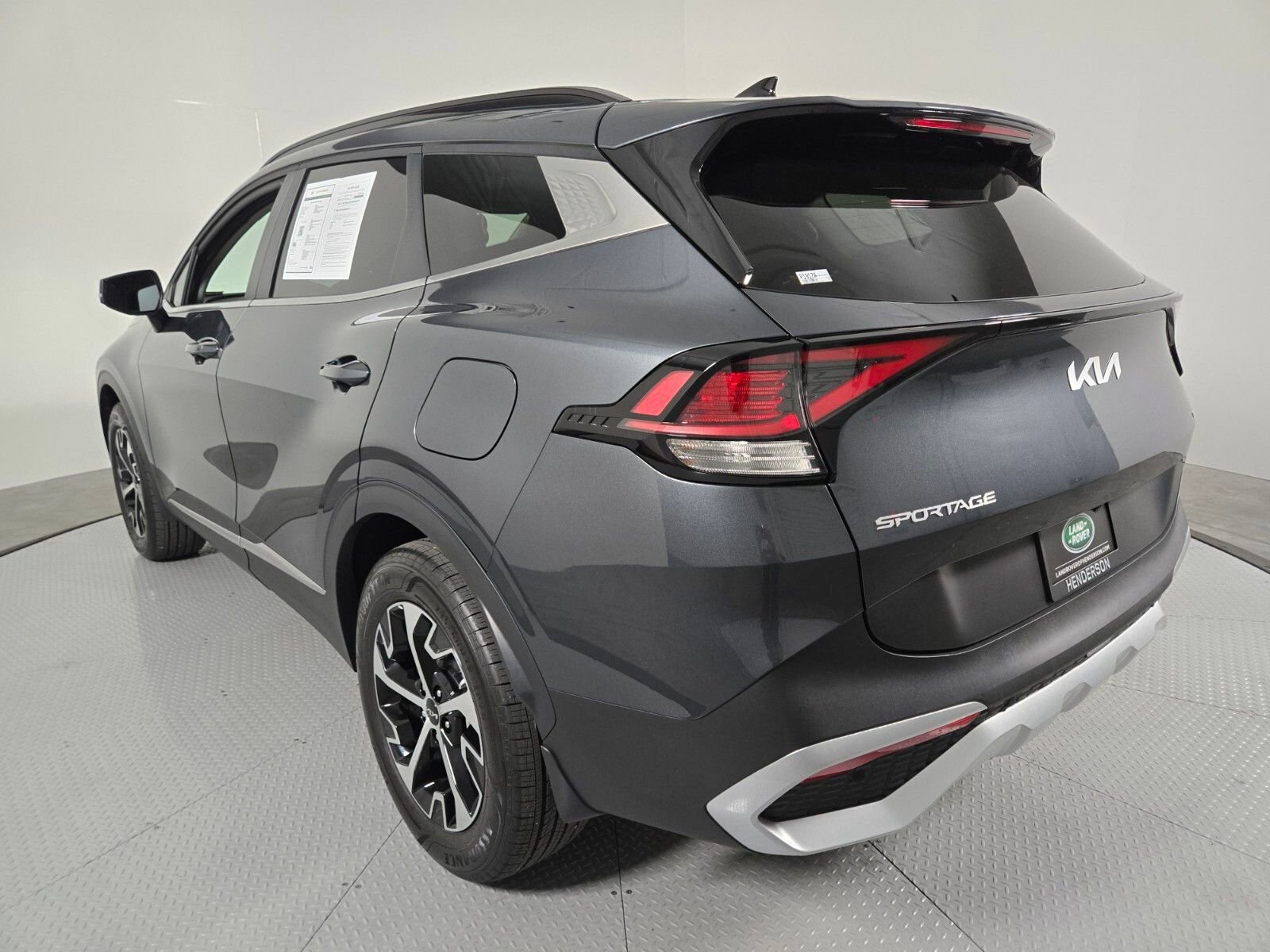 Used 2025 Kia Sportage EX w/ EX Premium Package image 17