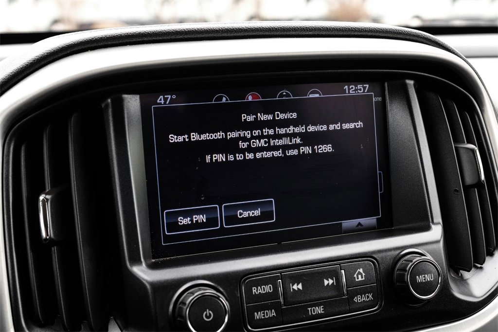 Used 2016 GMC Canyon SLT image 28