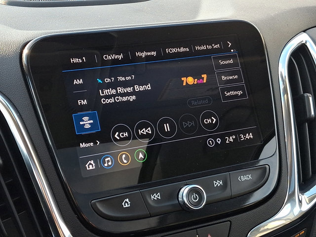 Used 2023 Chevrolet Equinox Premier image 17