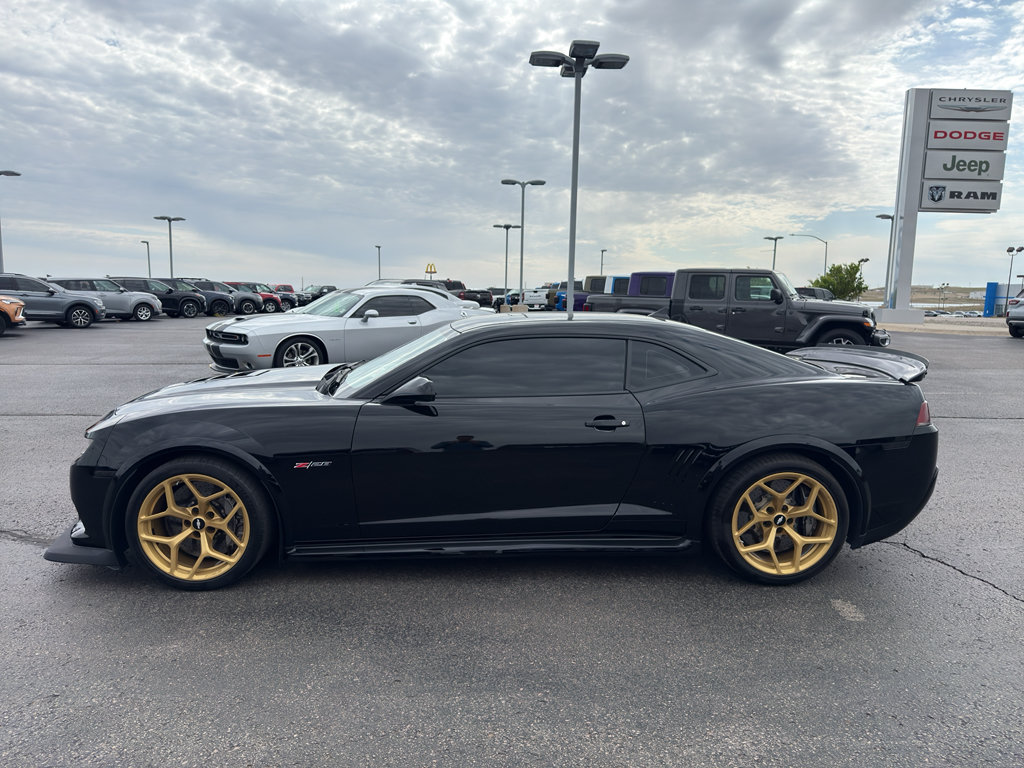 Used 2015 Chevrolet Camaro Z/28 RWD image 8