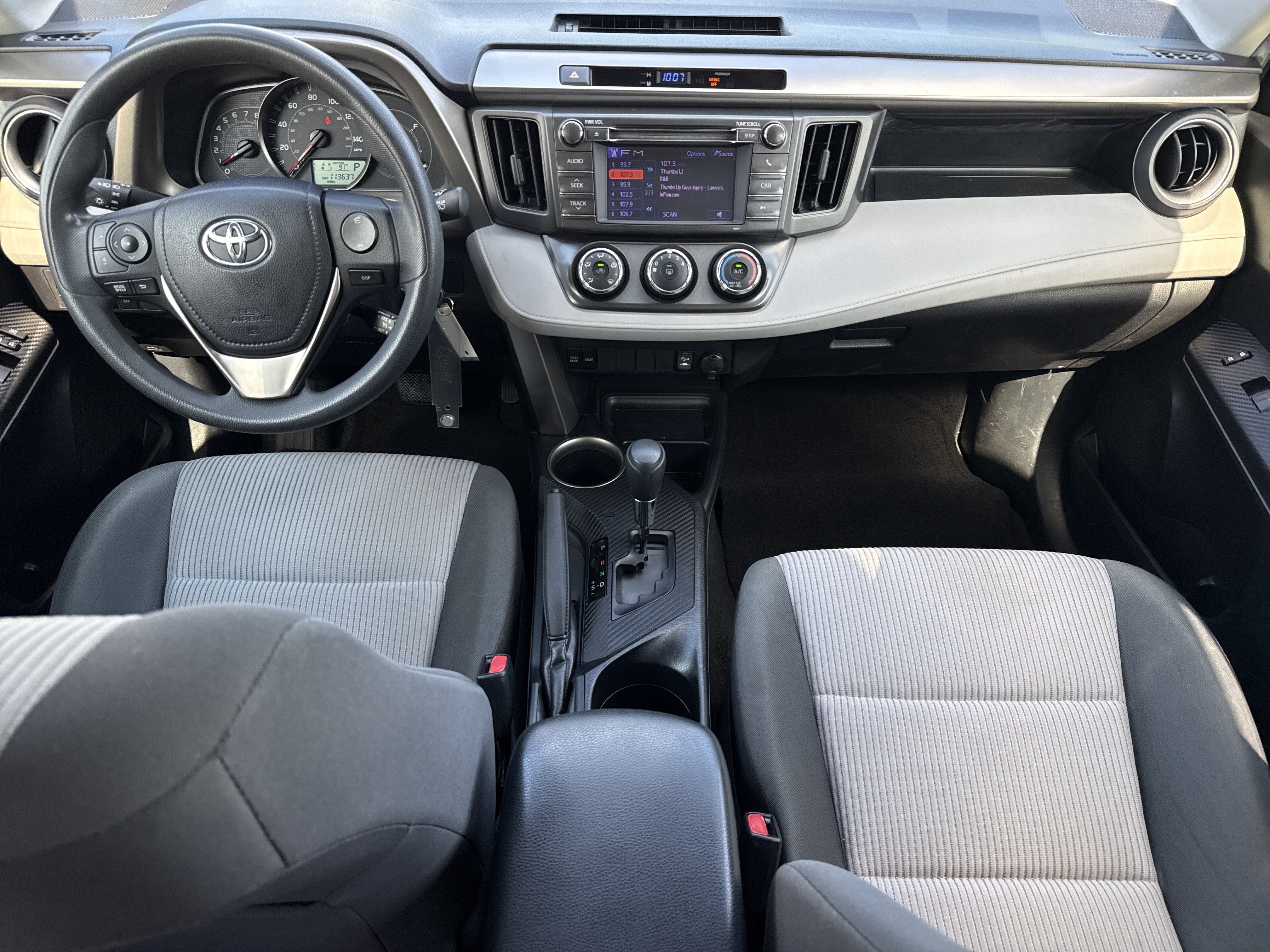 Used 2013 Toyota RAV4 LE FWD image 27