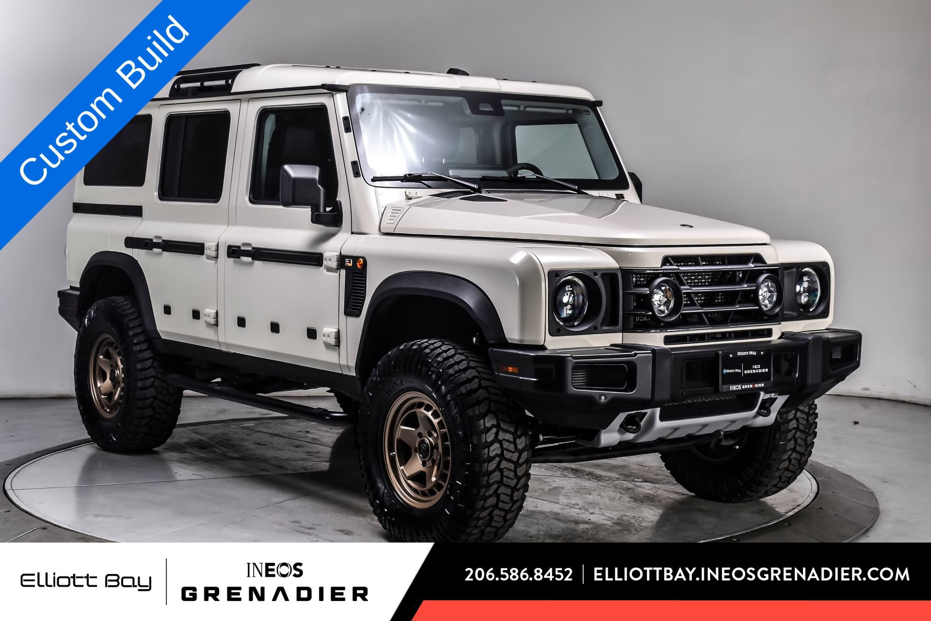 Used 2025 INEOS Grenadier Station Wagon AWD/4WD image 1