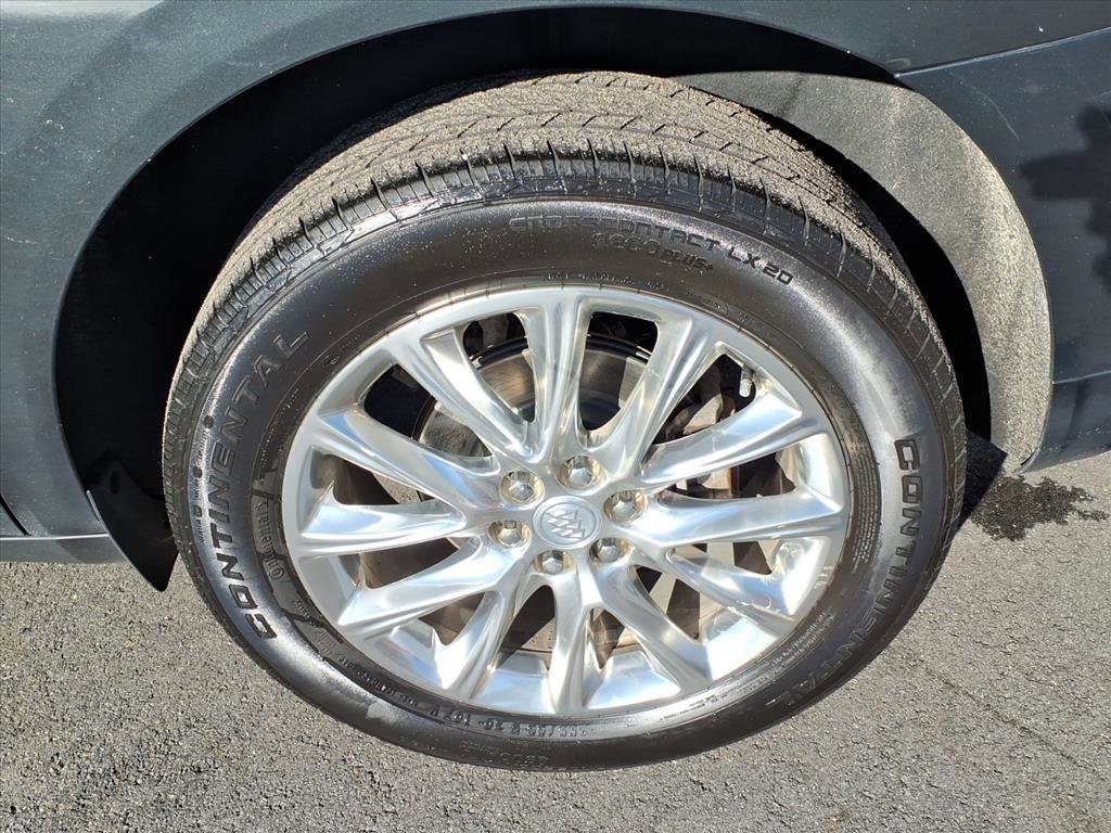 Used 2021 Buick Enclave Essence w/ Sound and Sites Package image 6