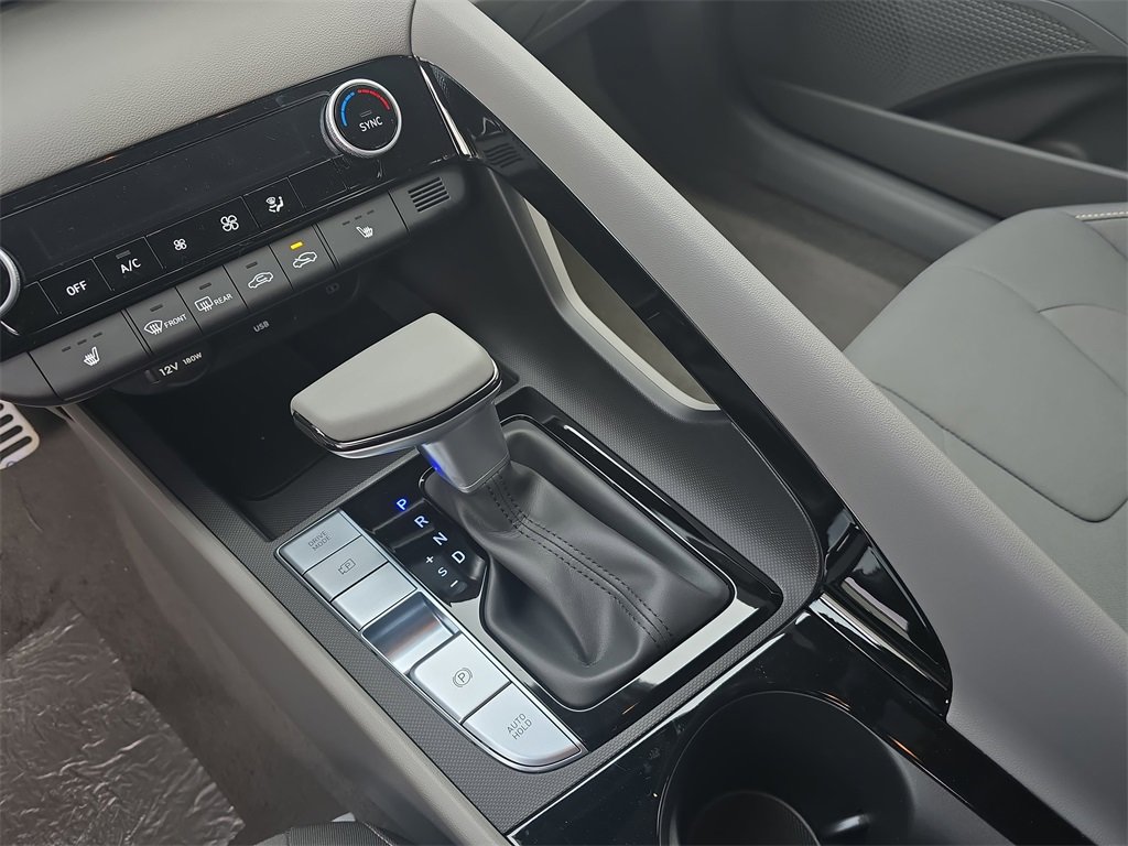 New 2026 Hyundai Elantra SEL Sport image 23