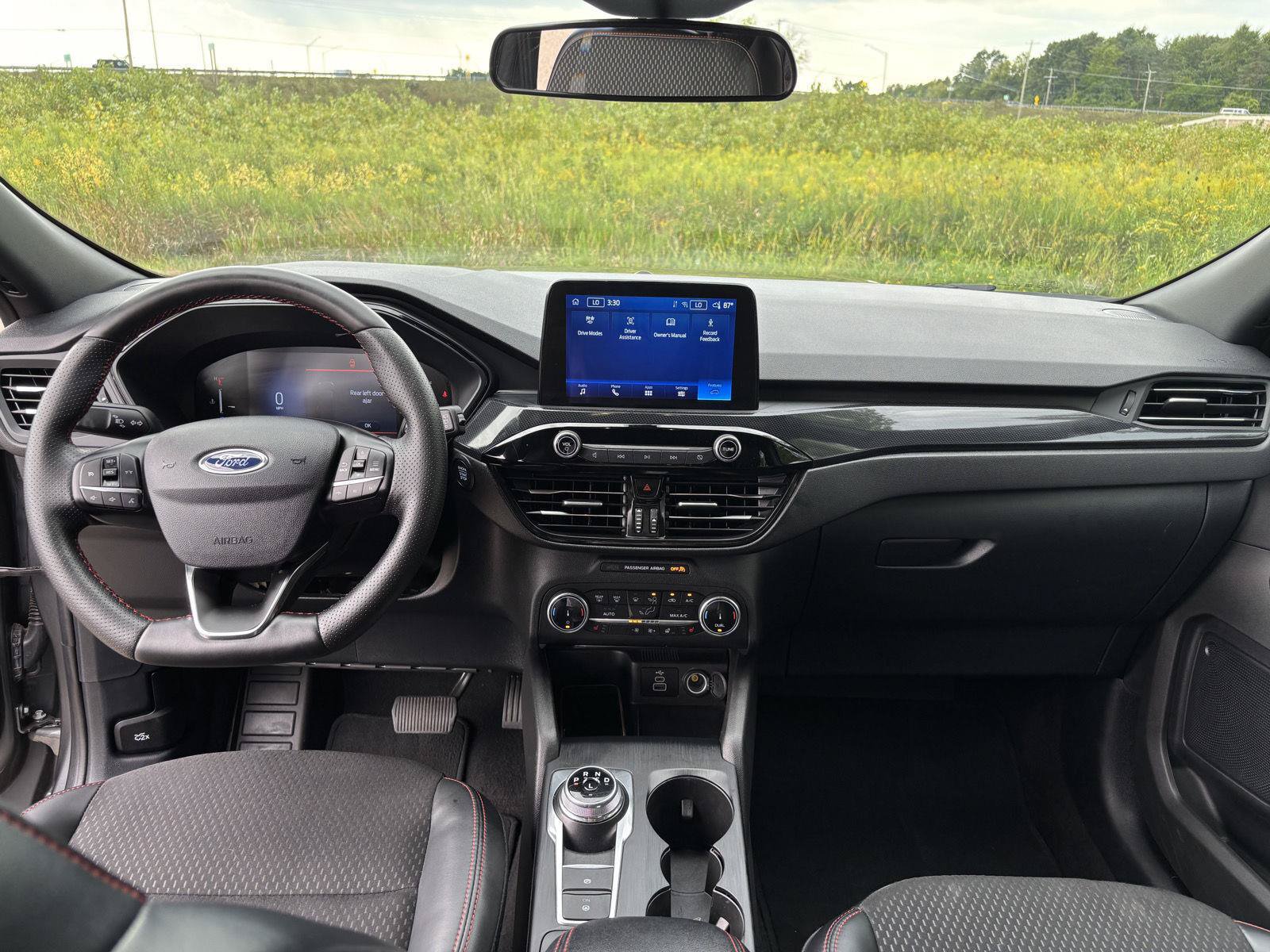 Used 2025 Ford Escape ST-Line Select AWD/4WD image 16