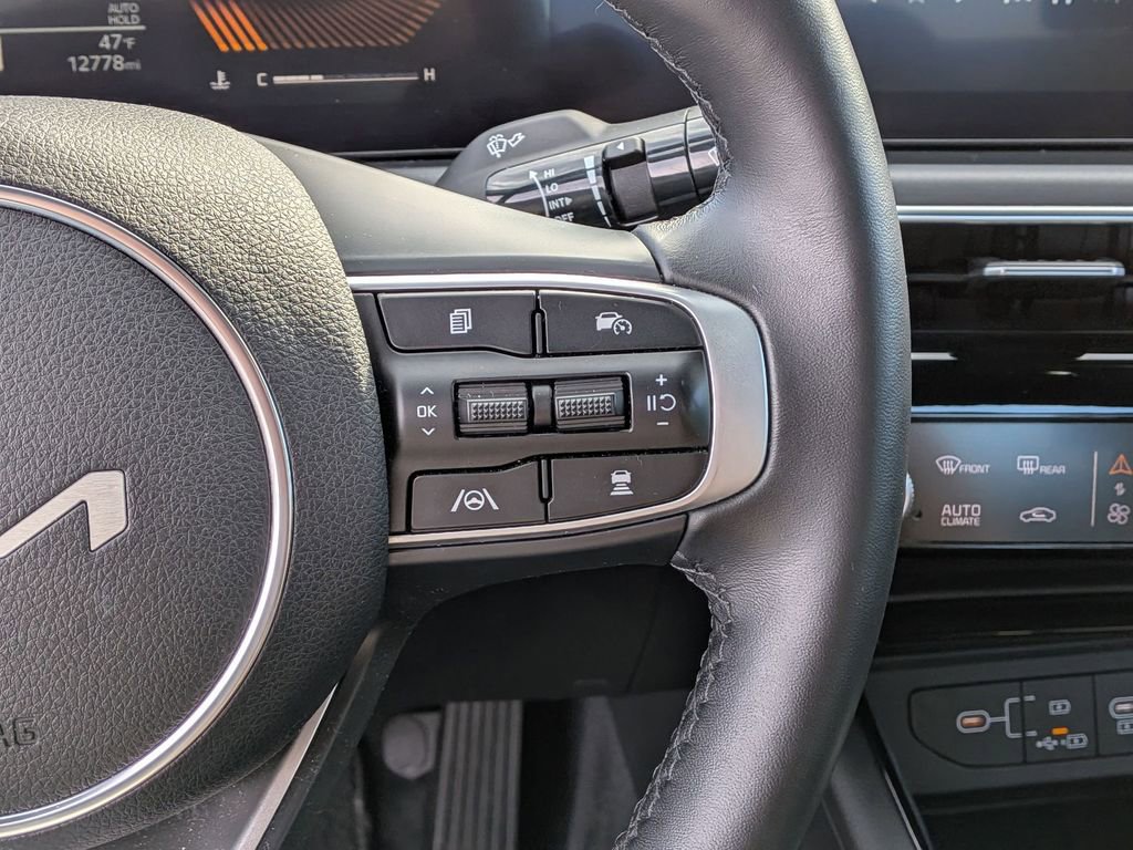 Used 2025 Kia K5 GT-Line w/ GT-Line Premium Package image 19