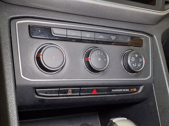 Used 2018 Volkswagen Atlas Launch Edition image 8