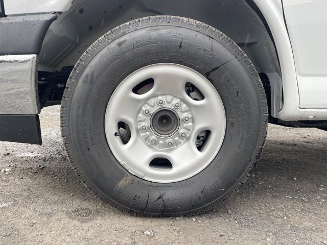 New 2025 Chevrolet Express 3500 w/ Power Convenience Package image 4