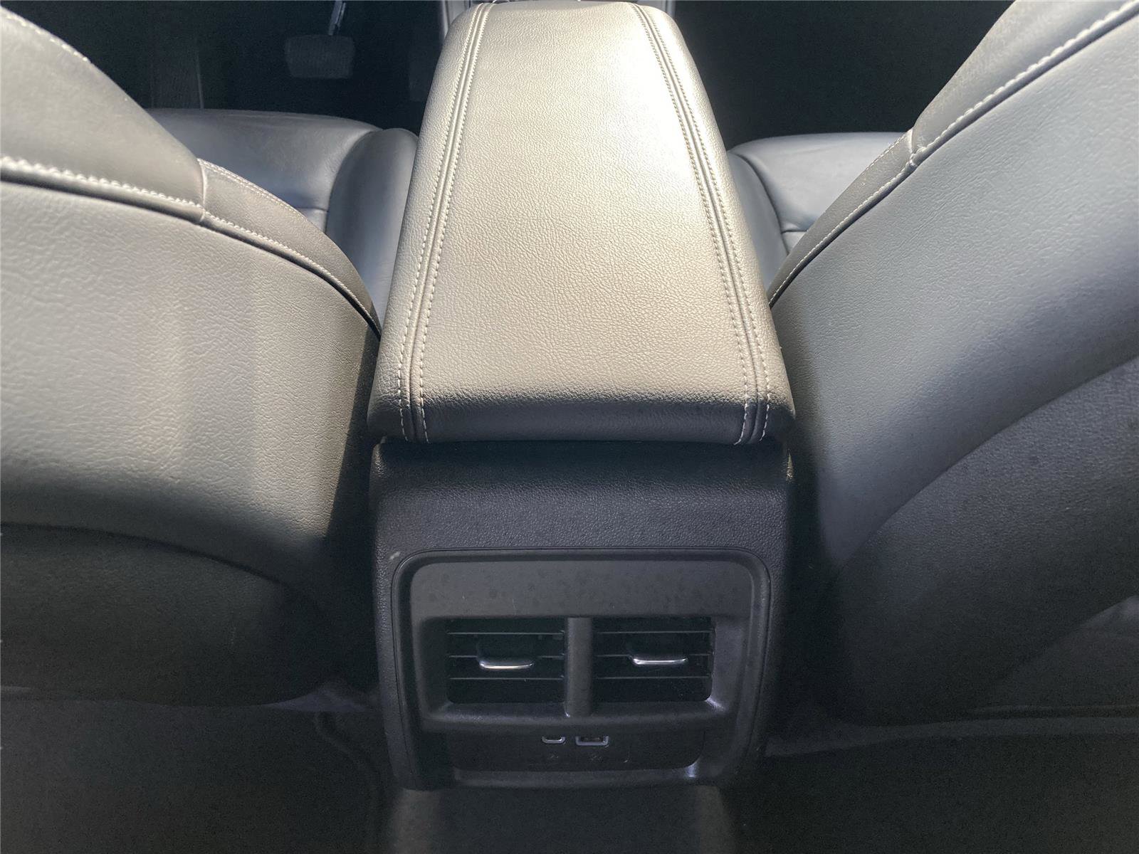 Used 2024 Cadillac XT4 Premium Luxury image 26