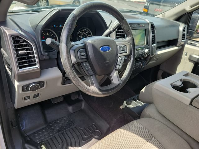 Used 2016 Ford F150 XLT w/ Equipment Group 302A Luxury RWD image 6