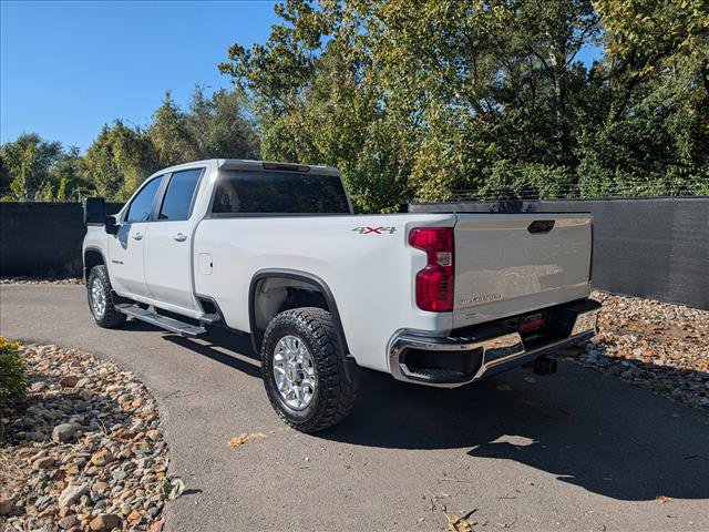 Used 2024 Chevrolet Silverado 3500 LT w/ Convenience Package AWD/4WD image 3