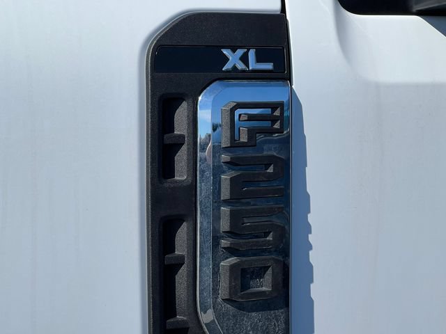 New 2026 Ford F250 XL AWD/4WD image 2