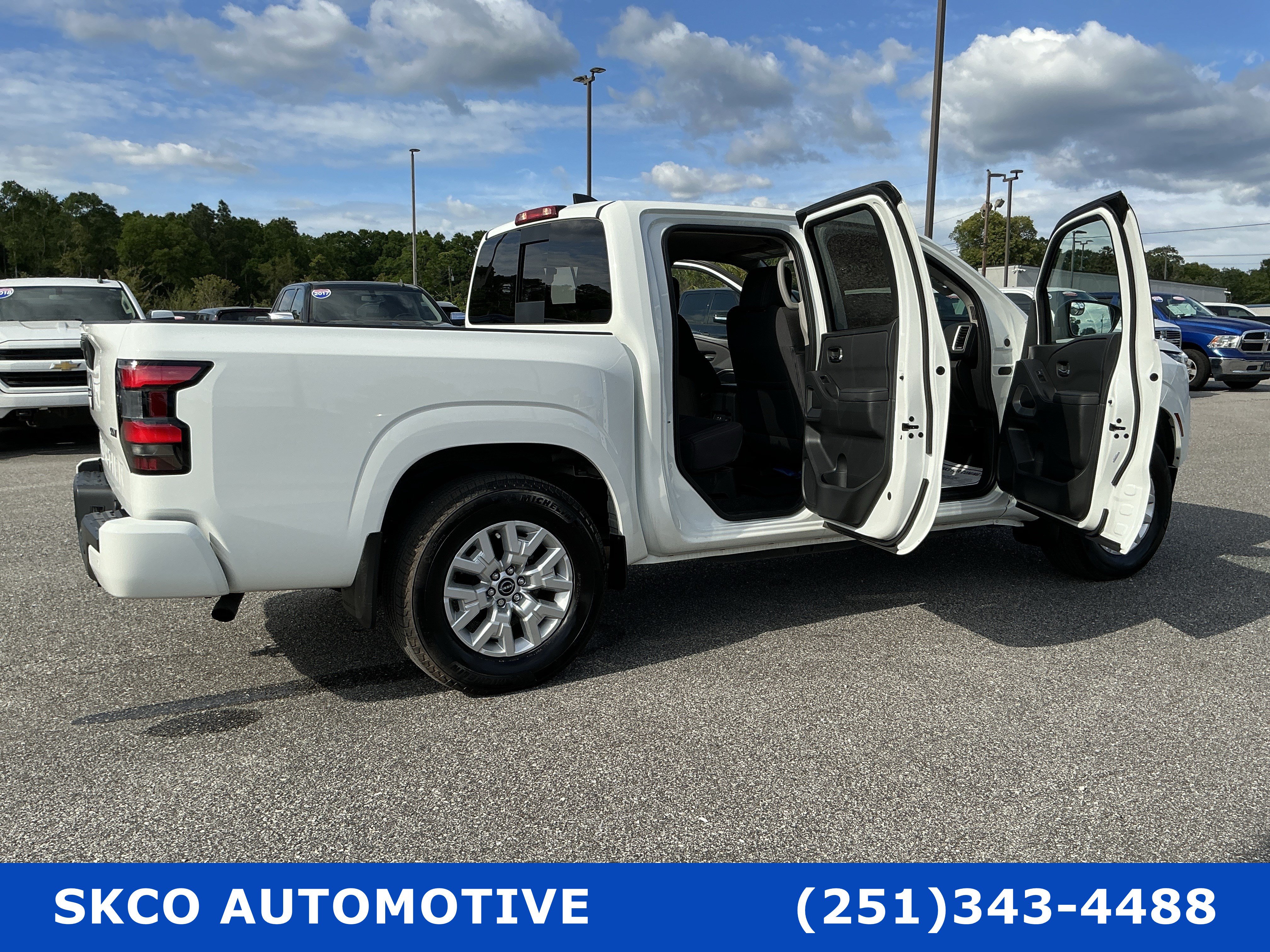 Used 2024 Nissan Frontier SV w/ SV Convenience Package RWD image 33