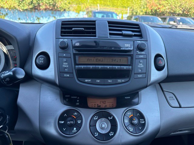 Used 2008 Toyota RAV4 Limited AWD/4WD image 25
