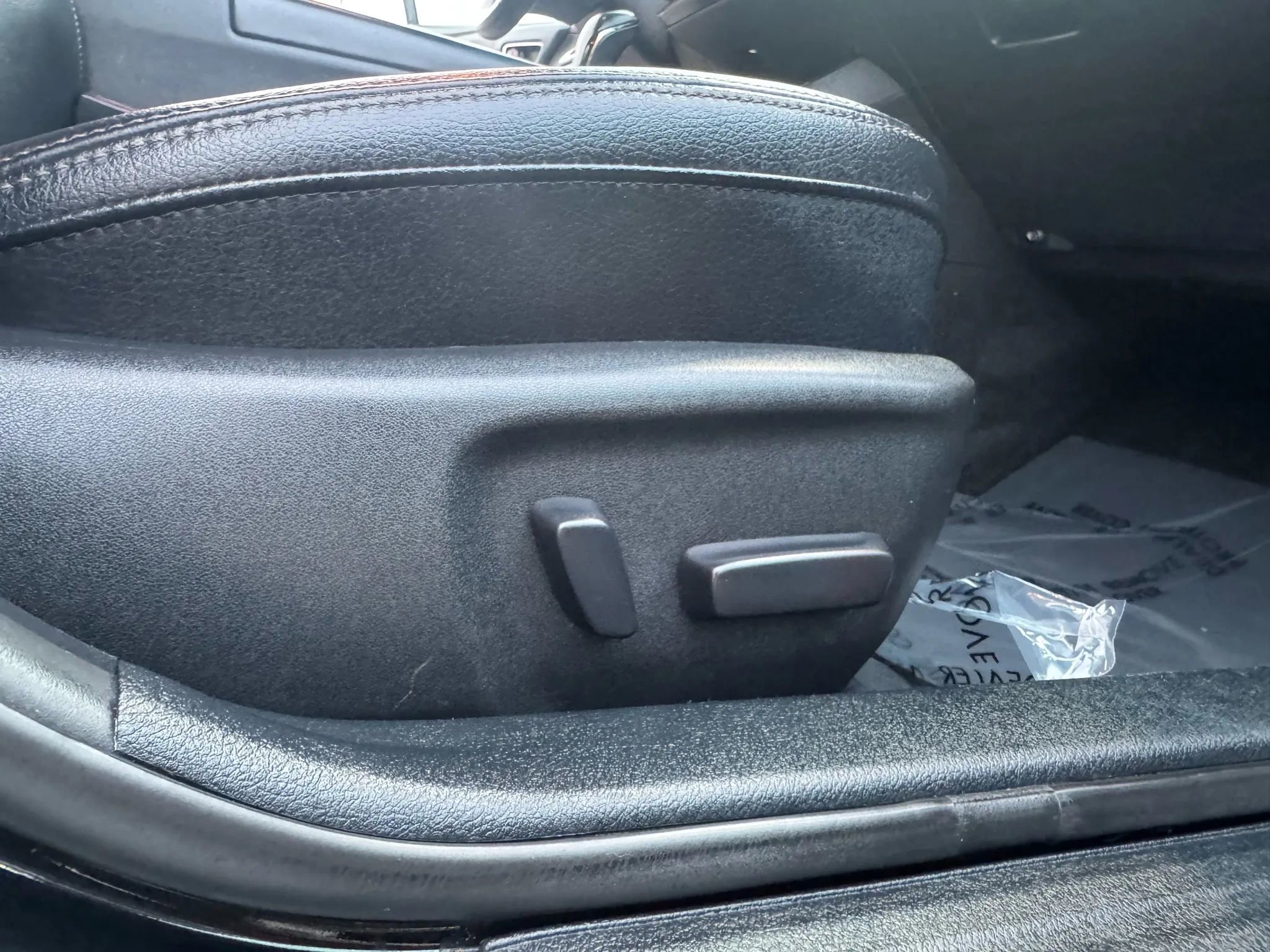 Used 2018 Toyota Avalon XLE image 21