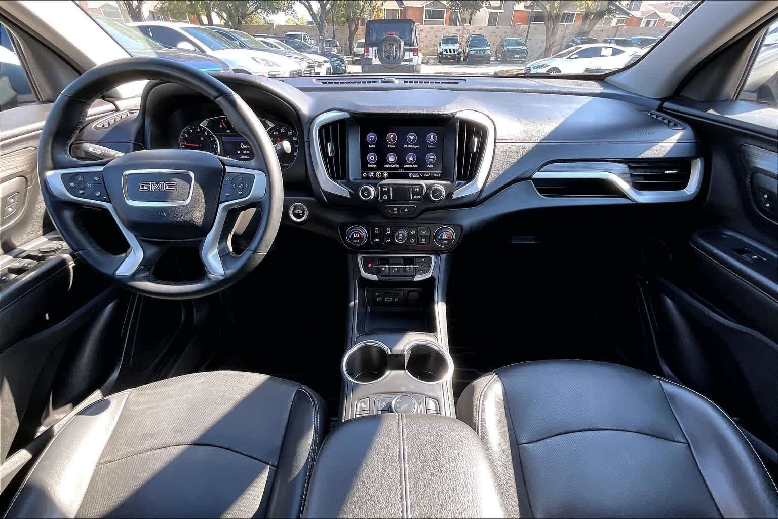 Used 2023 GMC Terrain SLT FWD image 10