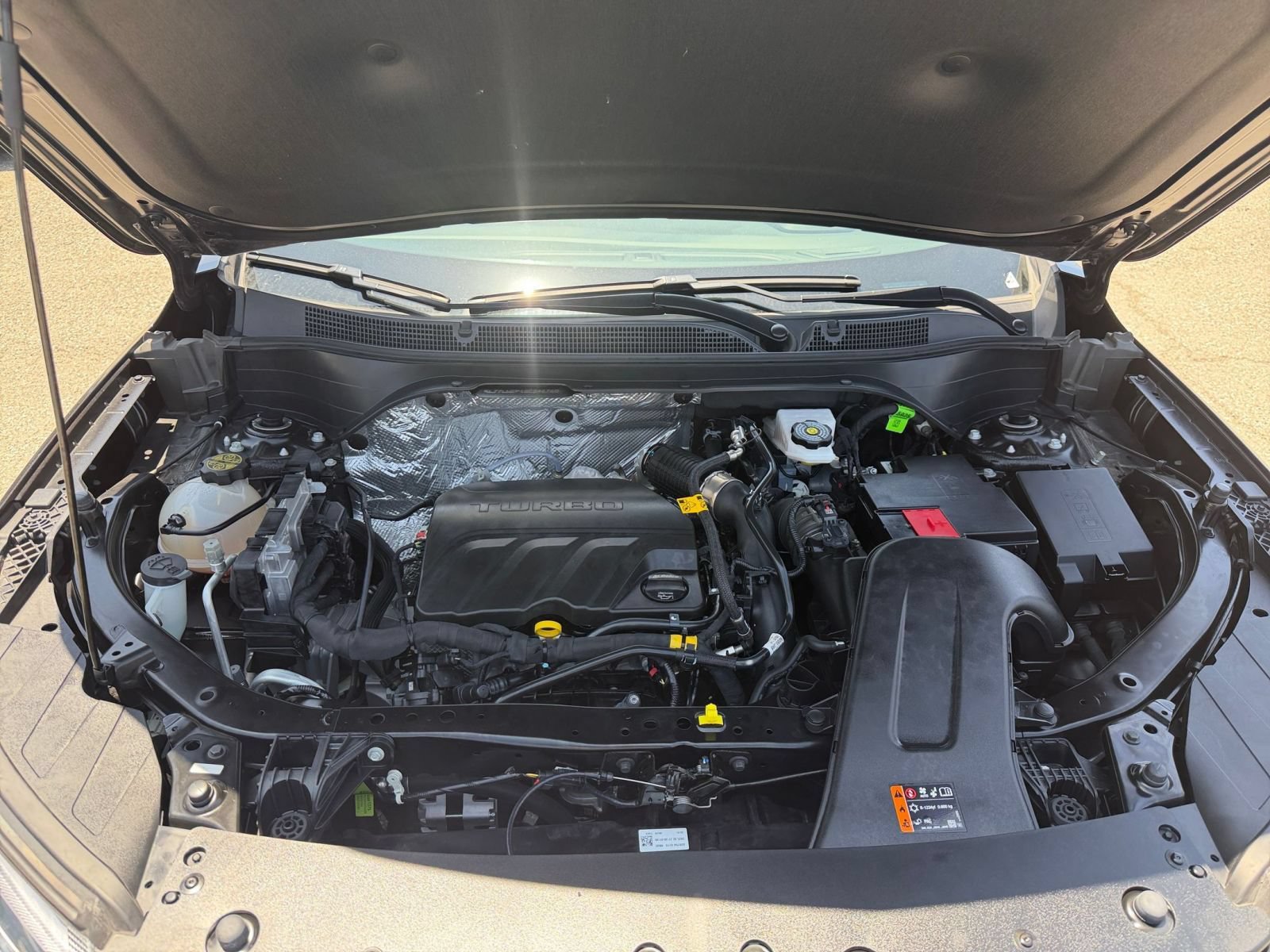 Used 2025 Chevrolet Trax LT FWD image 31