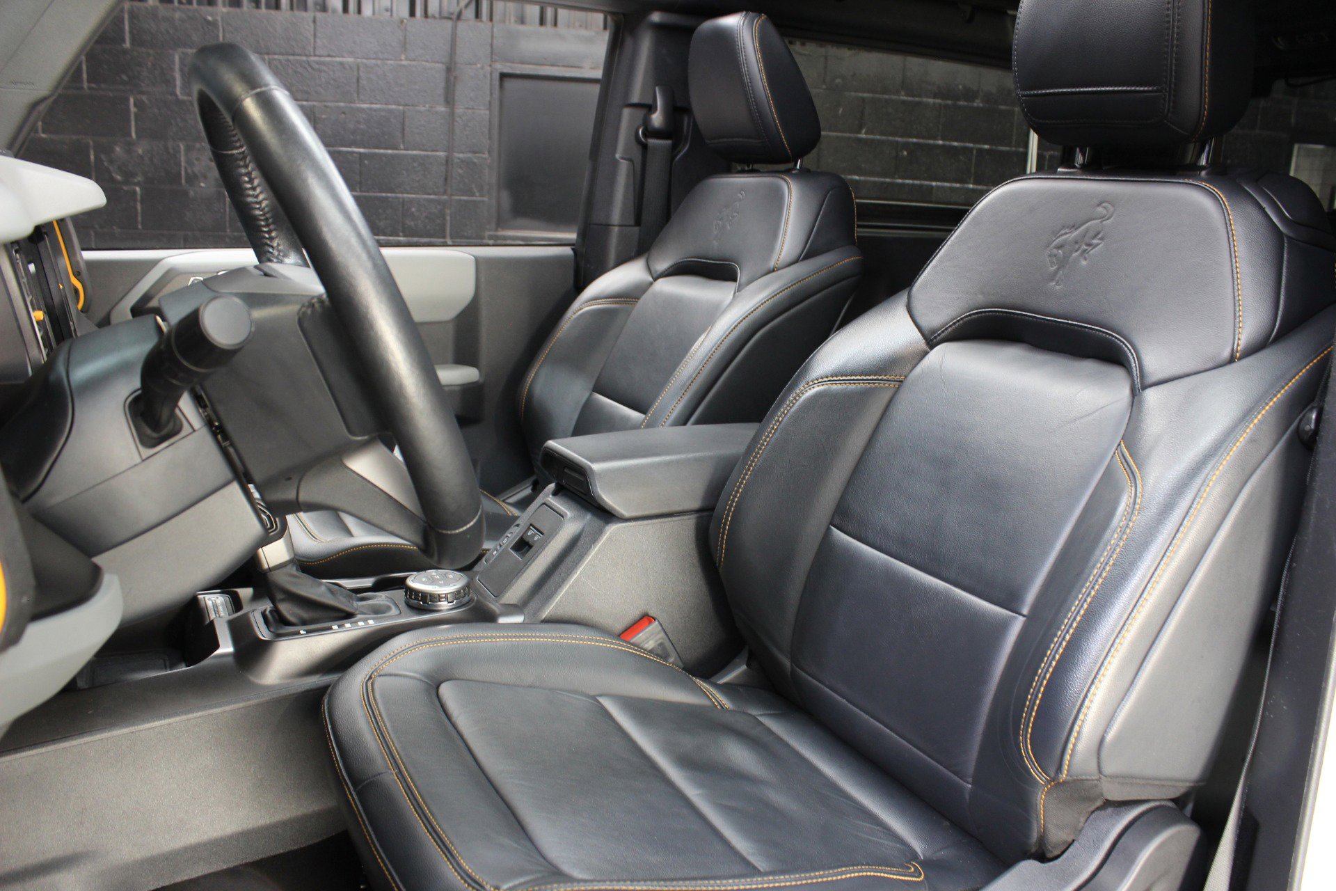 Used 2022 Ford Bronco Badlands image 35