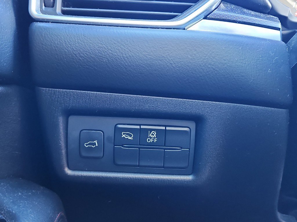 Used 2021 MAZDA CX-5 Carbon Edition image 21