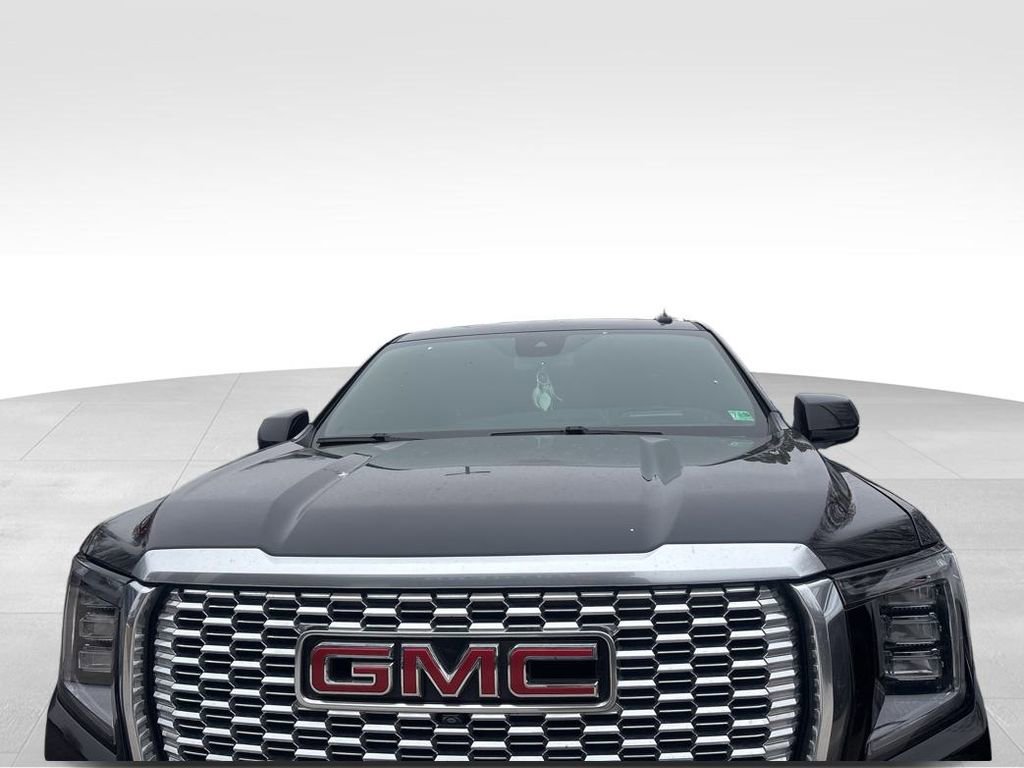 Used 2023 GMC Yukon XL Denali image 16