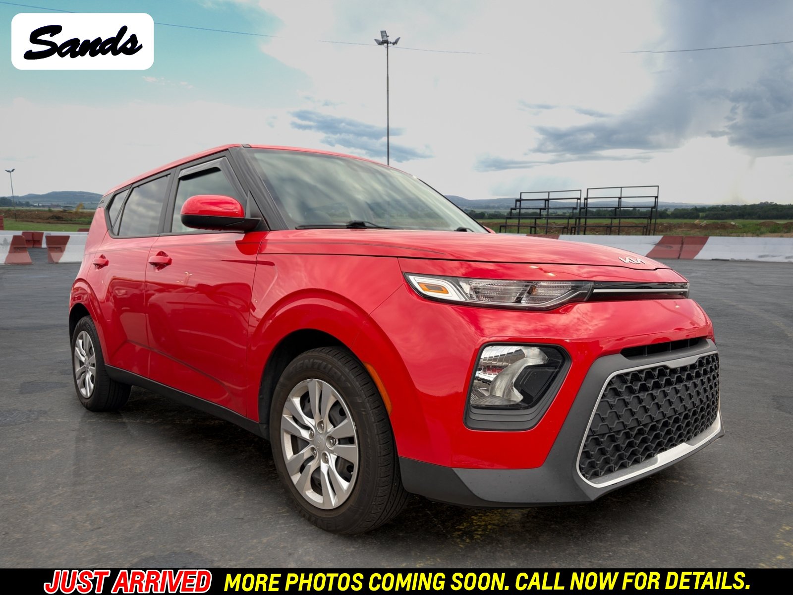 Certified 2022 Kia Soul LX FWD image 1