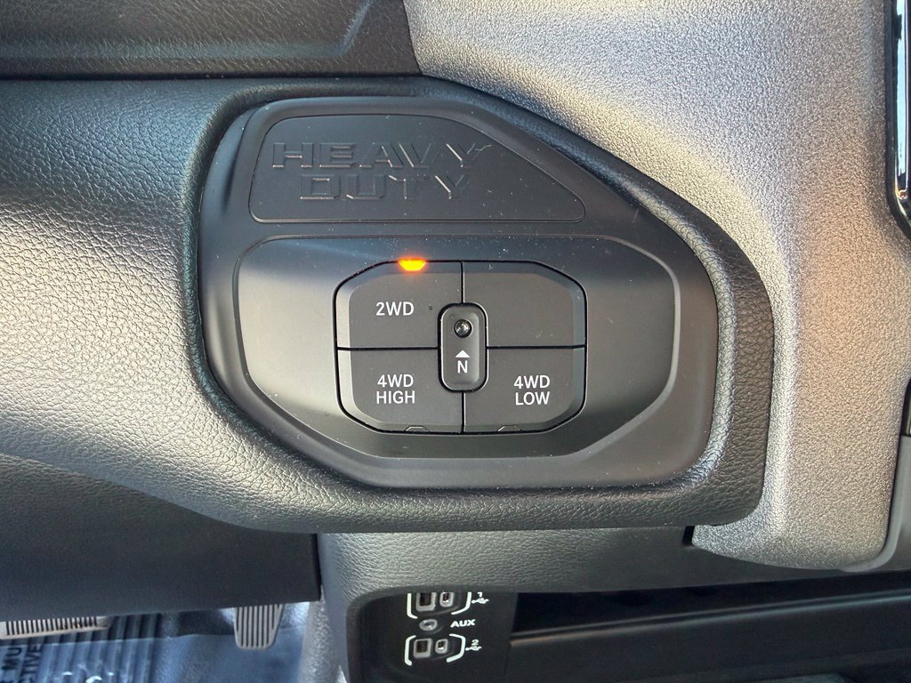 Used 2025 RAM 5500 Tradesman w/ Chrome Appearance Group AWD/4WD image 10