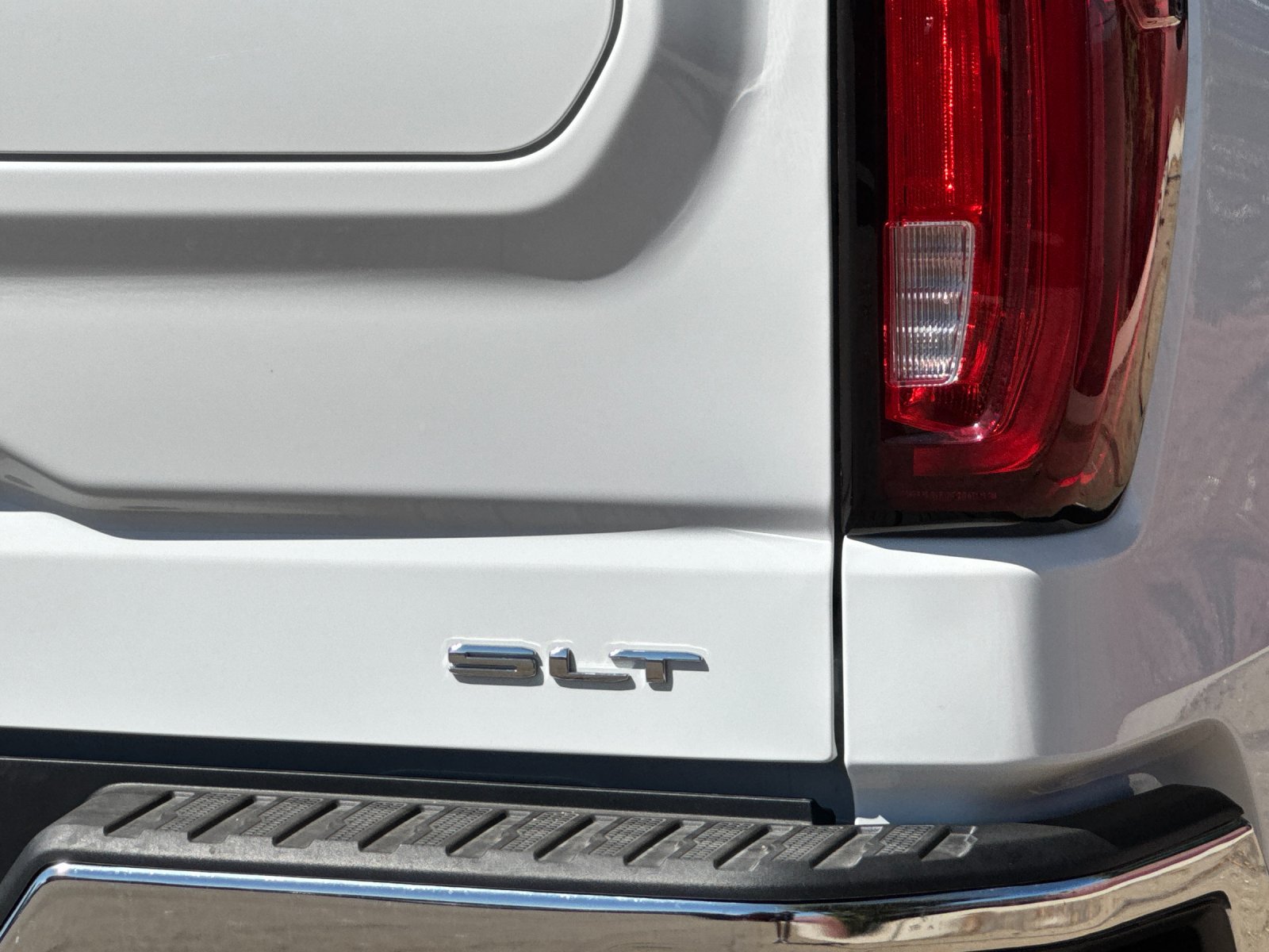 Used 2026 GMC Sierra 1500 SLT RWD image 38