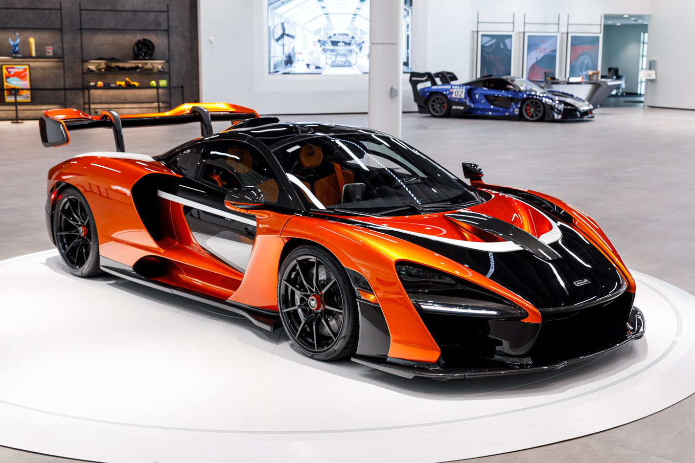 Used 2019 McLaren Senna RWD image 22