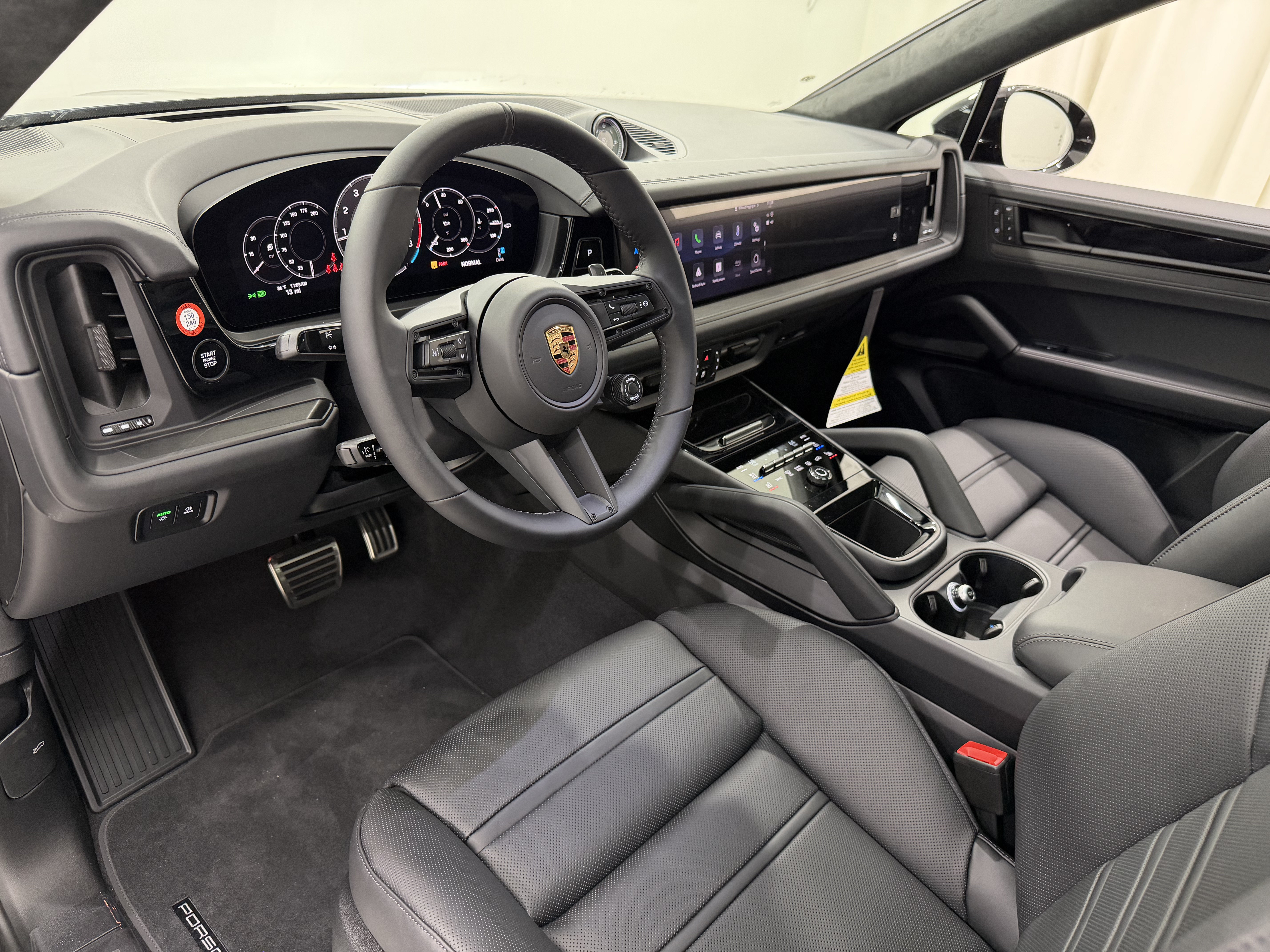 New 2026 Porsche Cayenne GTS AWD/4WD image 4