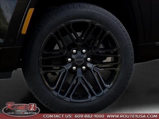 New 2026 Jeep Grand Wagoneer Limited AWD/4WD image 9