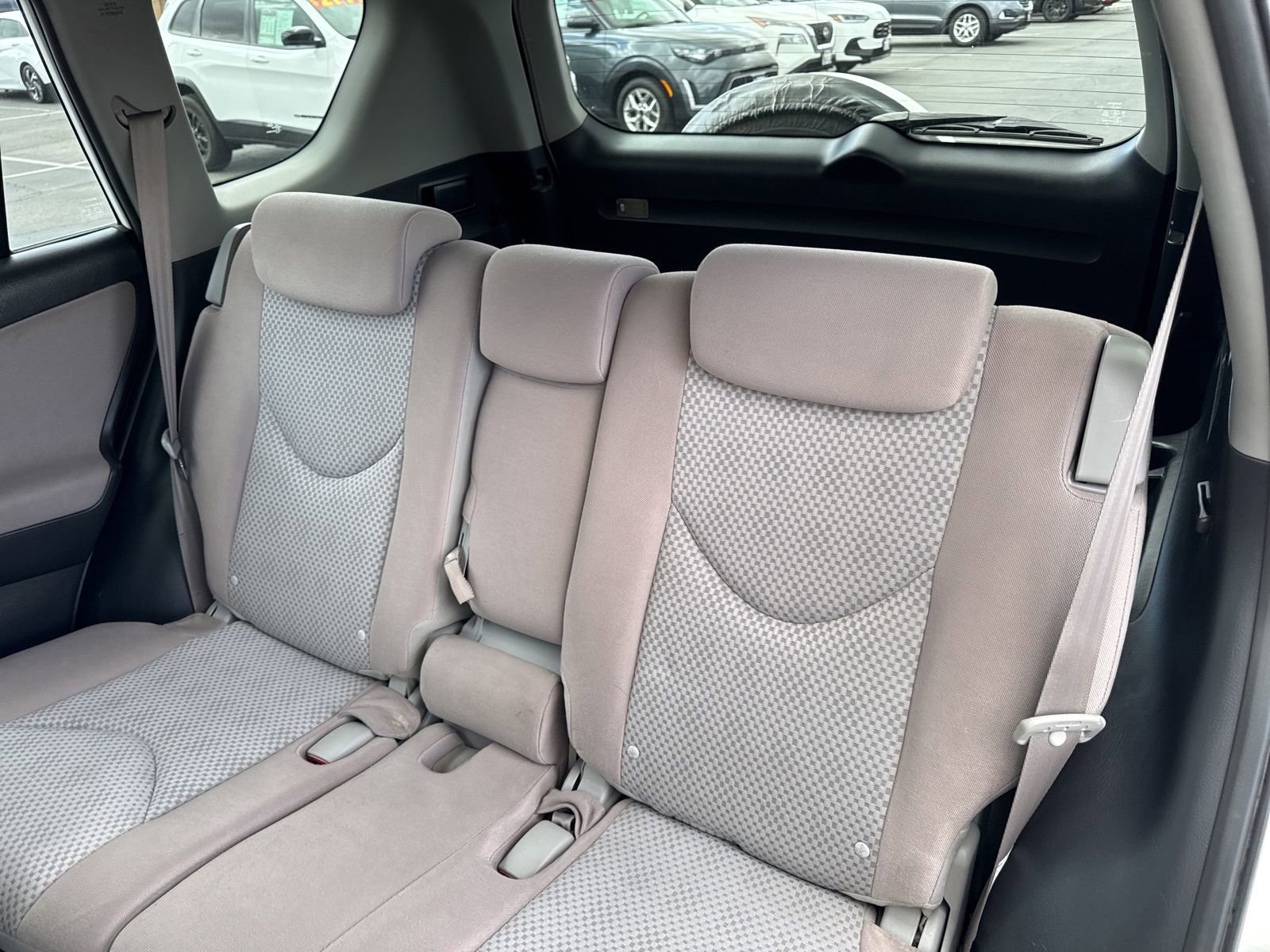 Used 2007 Toyota RAV4 2WD image 19