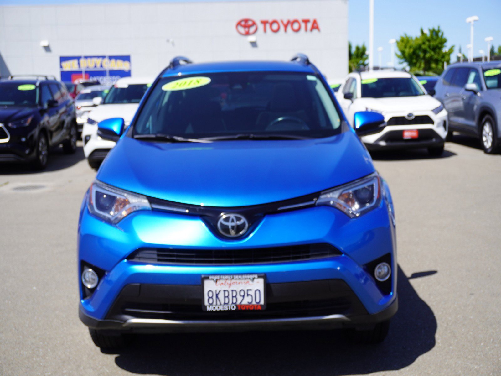 Used 2018 Toyota RAV4 XLE w/ Plus Extra Value Package AWD/4WD image 6