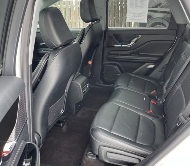 Used 2022 Lincoln Corsair Reserve w/ Elements Package image 6